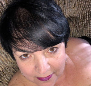 Meet your Posher, Maribel